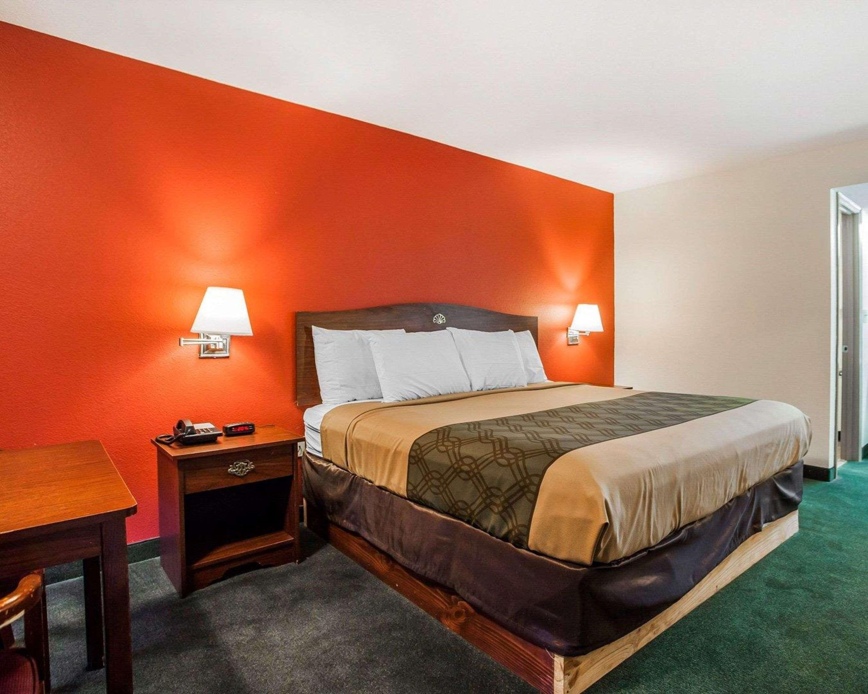 Econo Lodge Джеферсън Сити Екстериор снимка