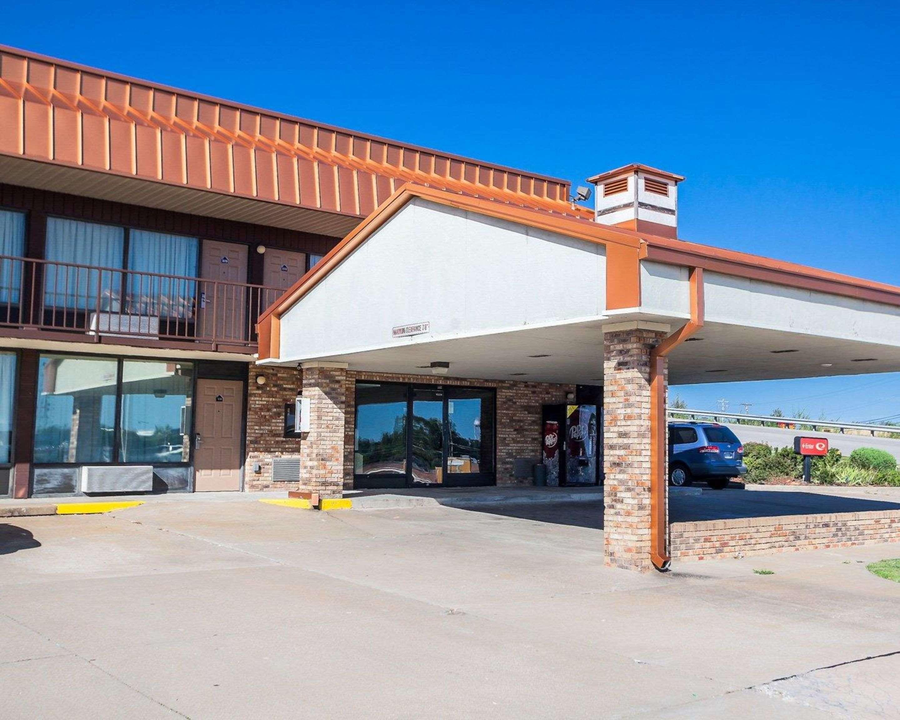 Econo Lodge Джеферсън Сити Екстериор снимка