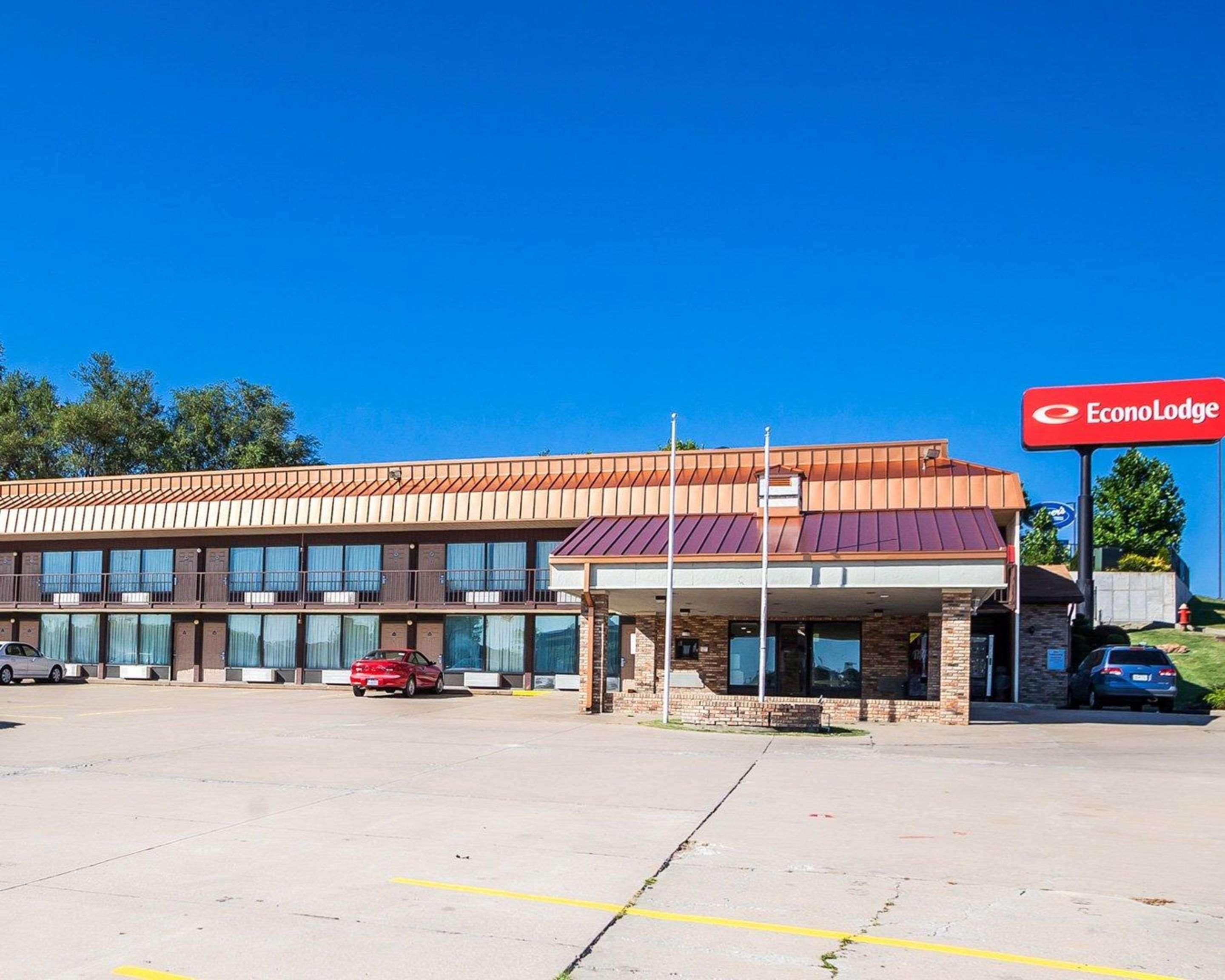 Econo Lodge Джеферсън Сити Екстериор снимка